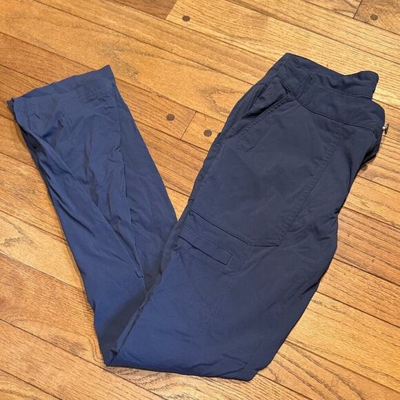 Columbia Women's Navy Boot Cut Hiking Pants - Picture 1 of 2